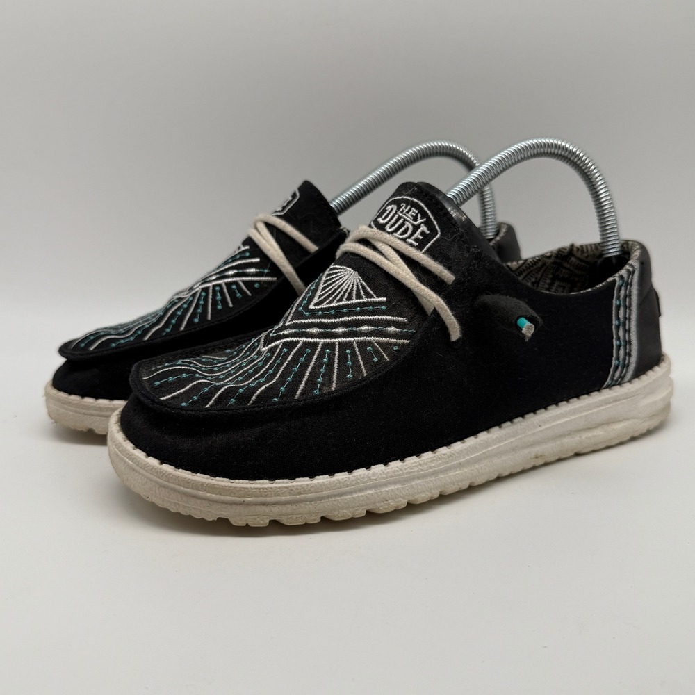 Hey Dude Wendy Western Women 8 Black New Moon Geometric Embroidered Loafers